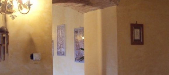 Квартира с 4 комнатами в Треви, Италия № 193657 15