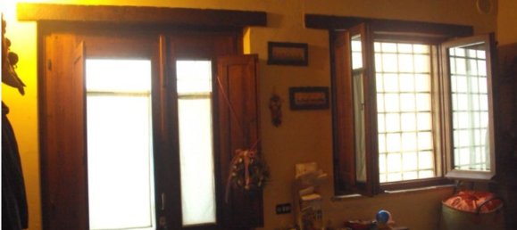 Квартира с 4 комнатами в Треви, Италия № 193657 14