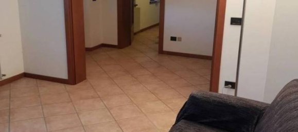 Дуплекс с 5 комнатами в Порденоне, Италия № 36790 7