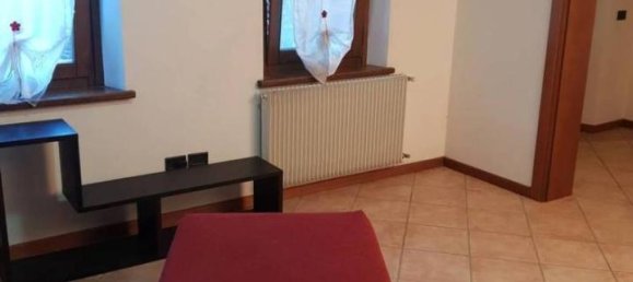 Дуплекс с 5 комнатами в Порденоне, Италия № 36790 5