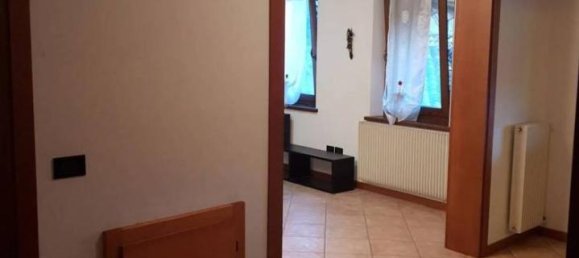 Дуплекс с 5 комнатами в Порденоне, Италия № 36790 13