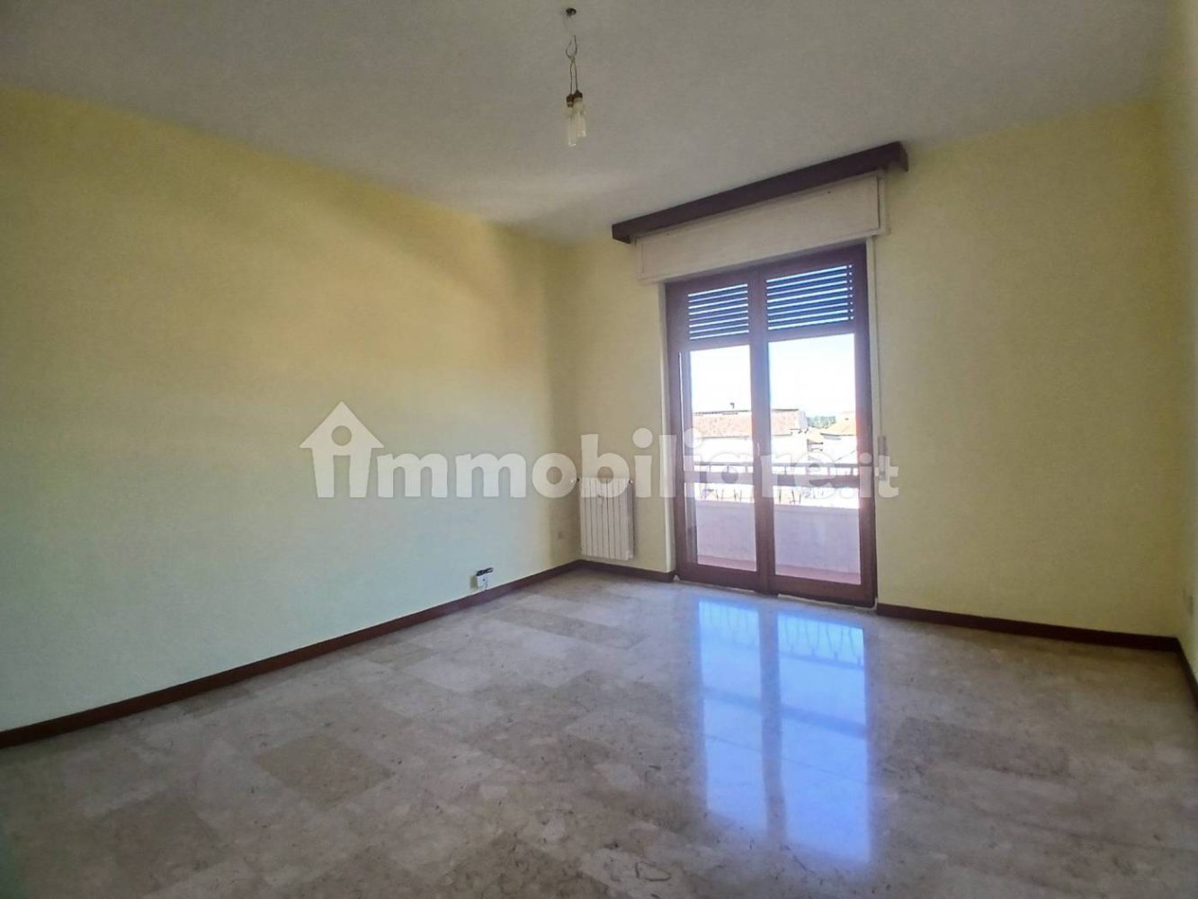 Apartamento de 2 dormitorios en Mortara, Italy No. 282921
