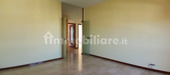 Apartamento de 2 dormitorios en Mortara, Italy No. 282921 27
