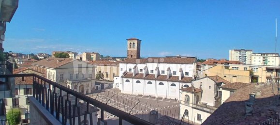 Apartamento de 2 dormitorios en Mortara, Italy No. 282921 30