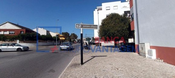 Apartamento de 3 dormitorios en Seixal, Portugal No. 69450 3