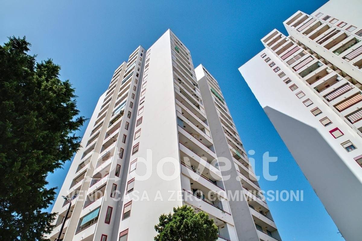 Apartamento T3 em Taranto, Italy N.º 342294