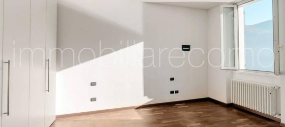 3 bedrooms Apartment in Carate Urio, Italy No. 259108 33