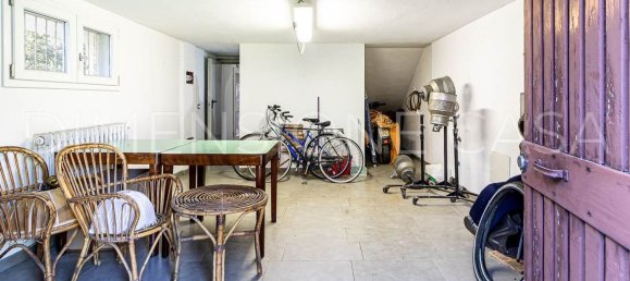 3غرفة شقة في San Prospero, Italy رقم 221298 19