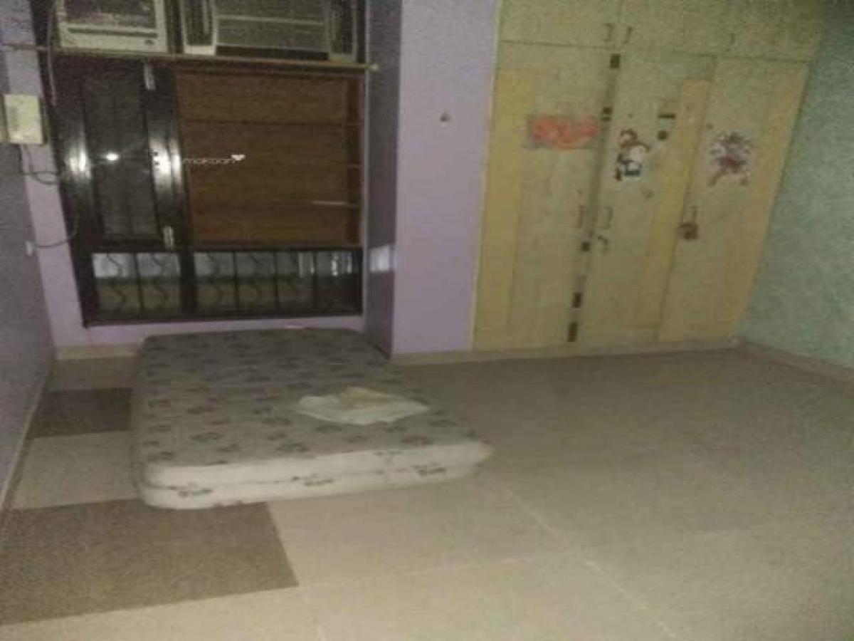 2 bedrooms House in Ghaziabad, India No. 56240