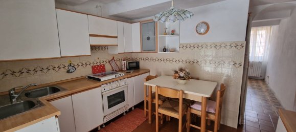 4 bedrooms House in Ferrara, Italy No. 380730 2