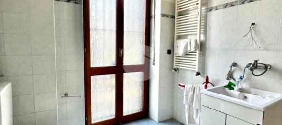 5 bedrooms Villa in Avigliana, Italy No. 52368 7