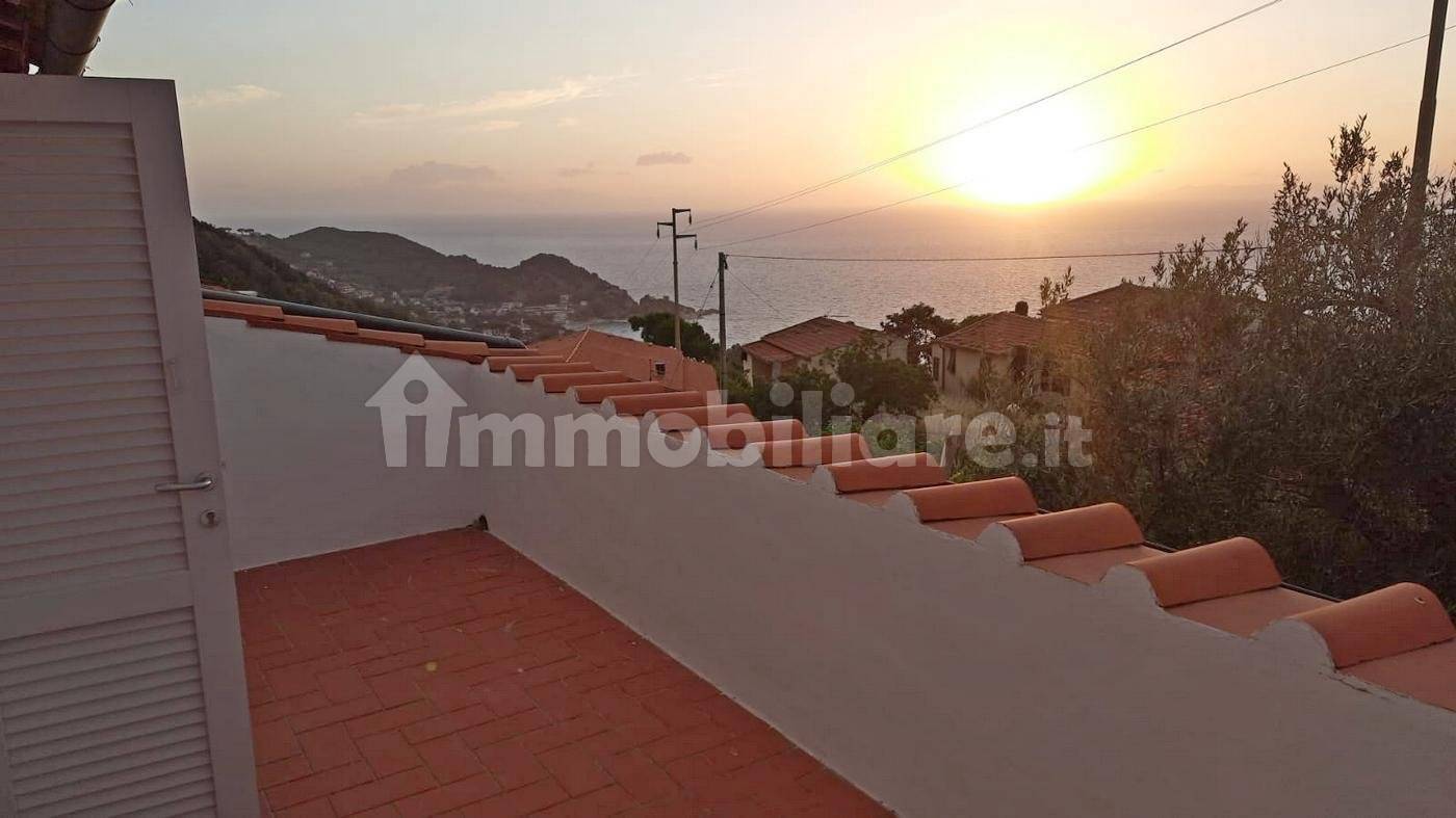 1 غرف نوم منزل في Marciana, Italy رقم 352849