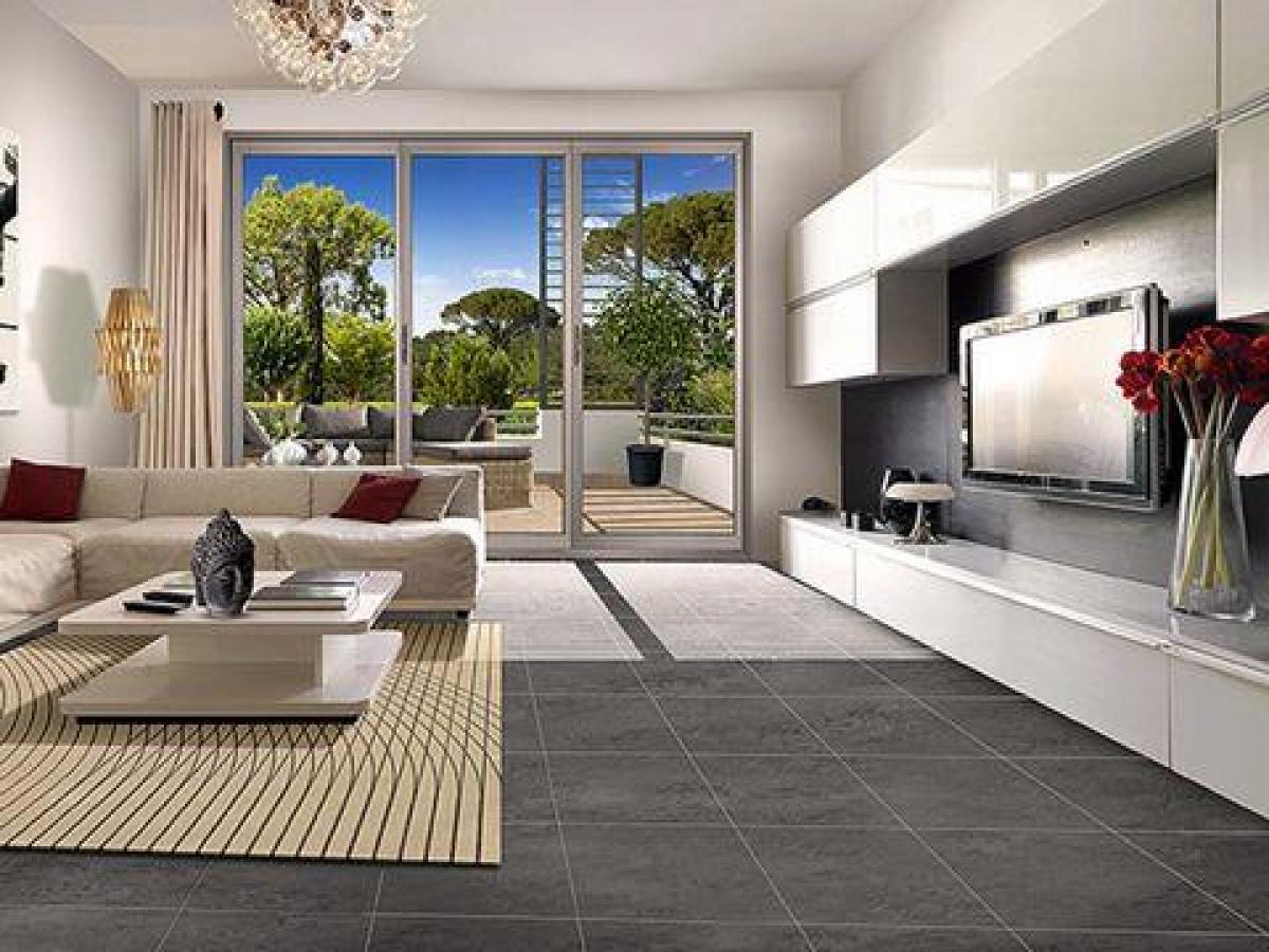 3 bedrooms Condo in Marseille, France No. 2557