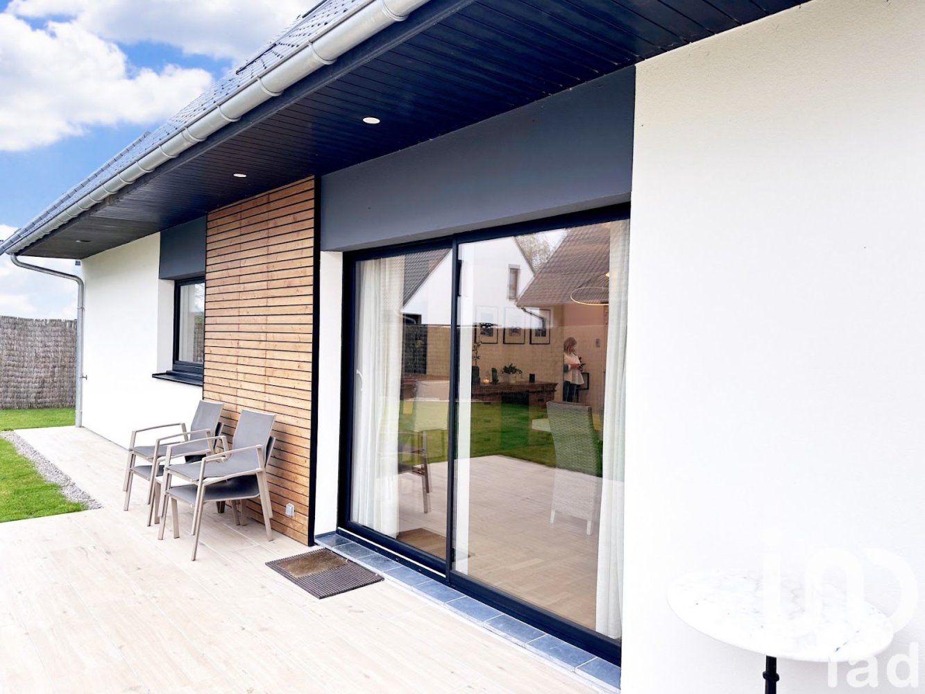 4 chambres Maison à Coutiches, France No. 213774