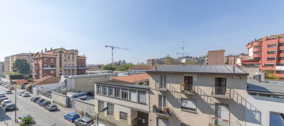 1 bedroom Apartment in Milan, Italy No. 320383 16