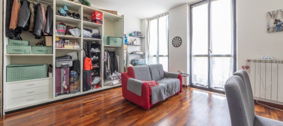 1 bedroom Apartment in Milan, Italy No. 320383 7