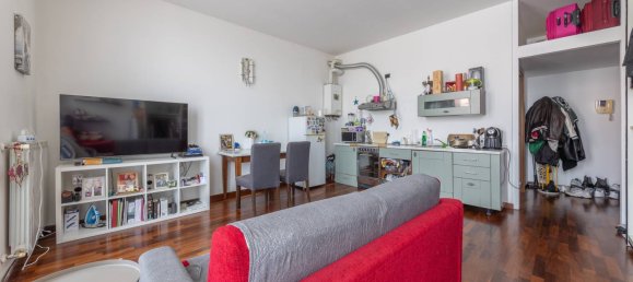 1 bedroom Apartment in Milan, Italy No. 320383 5