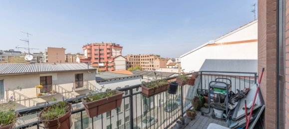 1 bedroom Apartment in Milan, Italy No. 320383 14