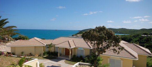 4 bedrooms Villa in Freetown, Antigua and Barbuda No. 31 3