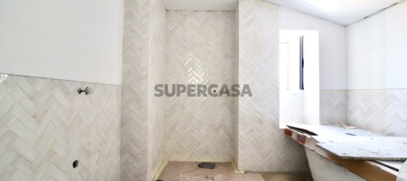 2 chambres Appartement à Lisbon, Portugal No. 162249 11