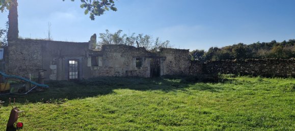 1 bedroom House in Saint-Branchs, France No. 230844 5