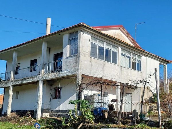 3 bedrooms House in Serapicos, Portugal No. 43929