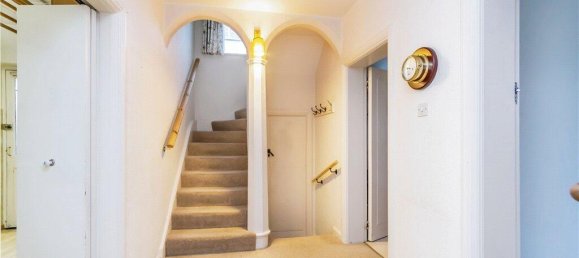 5 Schlafzimmer Haus in South Croydon, United Kingdom, Nr. 7972 8