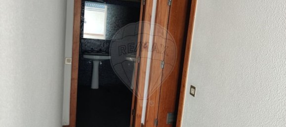 295m² Commercial property in Soure, Portugal No. 70890 24