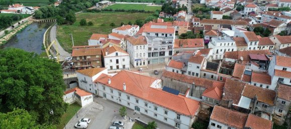 295m² Commercial property in Soure, Portugal No. 70890 2