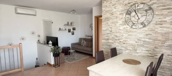 2 Schlafzimmer Wohnung in Udine, Italy, Nr. 333803 3