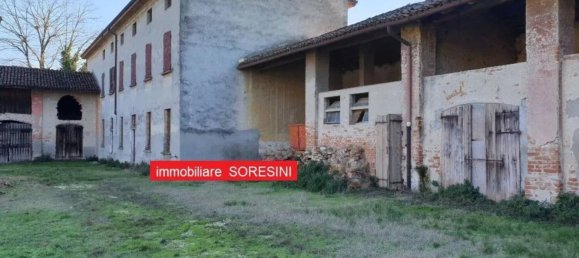 14 bedrooms House in Cremona, Italy No. 347545 4