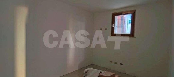 Квартира с 3 комнатами в Вальганна, Италия № 139107 10