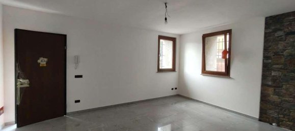 Квартира с 3 комнатами в Вальганна, Италия № 139107 3