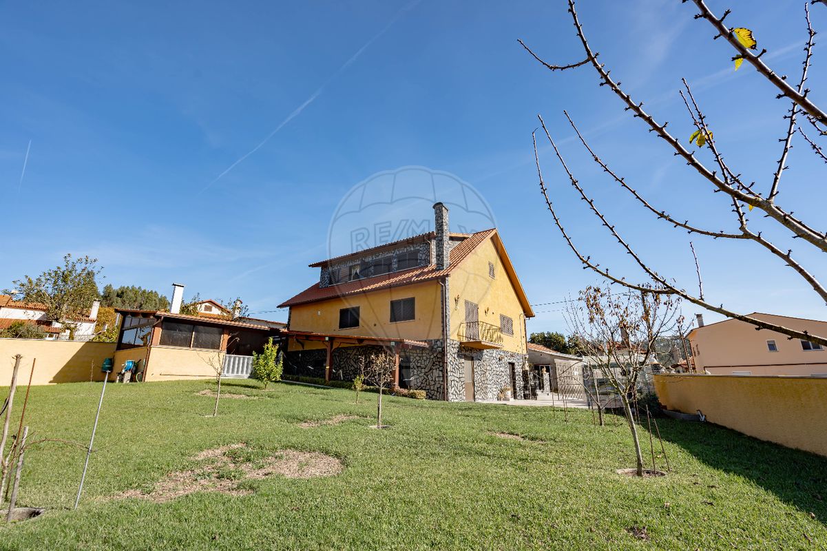 4 bedrooms House in Mortagua, Portugal No. 171408