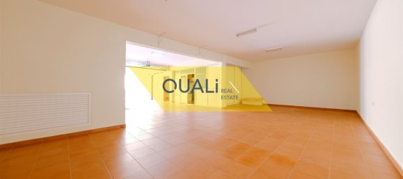 3 bedrooms Villa in Funchal, Portugal No. 145051 10