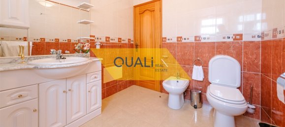 3 bedrooms Villa in Funchal, Portugal No. 145051 13