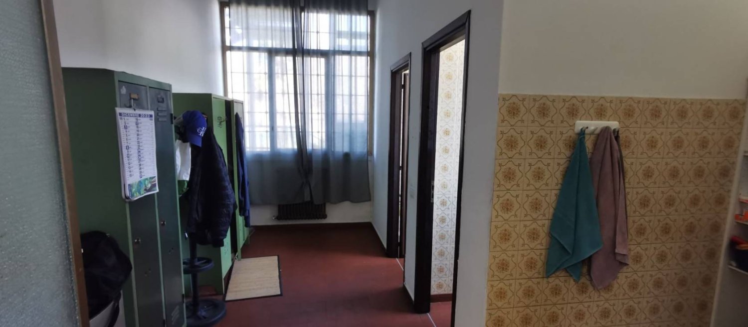 3-salle Propriété commerciale à Arcisate, Italy No. 295744