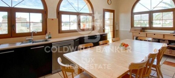 7 bedrooms Villa in Empuriabrava, Spain No. 77867 3