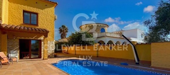 7 bedrooms Villa in Empuriabrava, Spain No. 77867 10