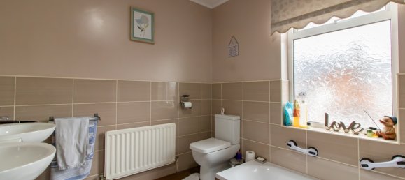  منزل في Stanley, United Kingdom رقم 2458 43