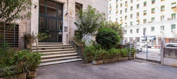 1 bedroom Apartment in Rome, Italy No. 349932 4