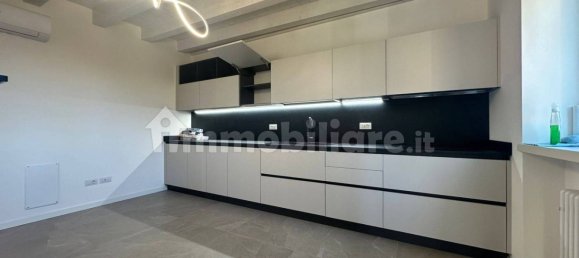 3 Schlafzimmer Wohnung in Udine, Italy, Nr. 214383 10