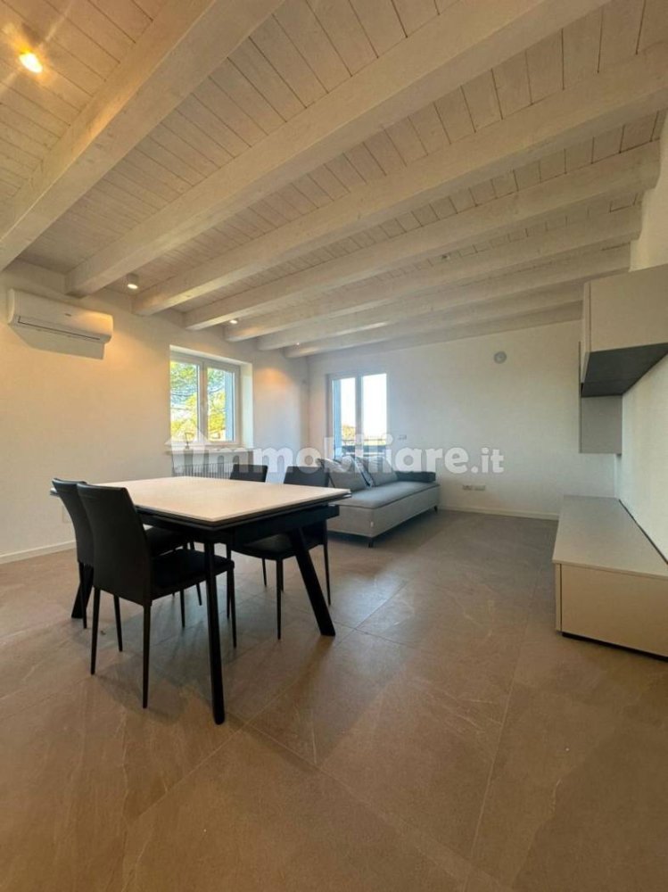 3 Schlafzimmer Wohnung in Udine, Italy, Nr. 214383