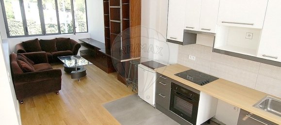 3 bedrooms Apartment in Colombes, France No. 318559 4