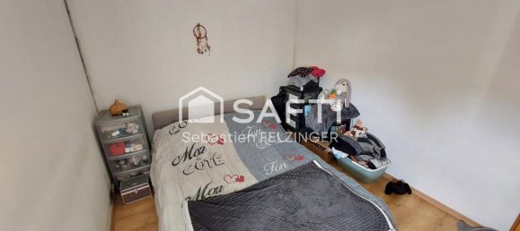 2 bedrooms Apartment in Saint-Quentin, France No. 68070 18