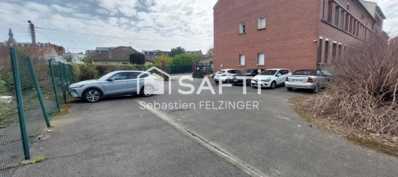 2 bedrooms Apartment in Saint-Quentin, France No. 68070 15