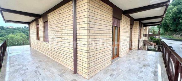 Apartamento de 3 dormitorios en Frosinone, Italy No. 51608 25