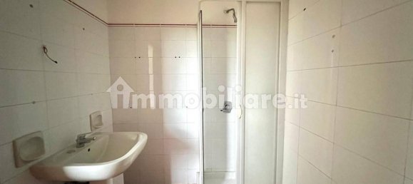 Apartamento de 3 dormitorios en Frosinone, Italy No. 51608 18