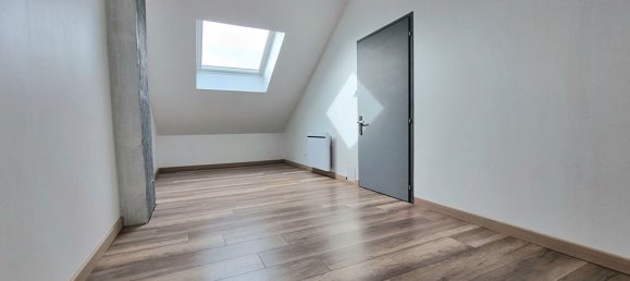 4 bedrooms House in Nantes, France No. 100627 11