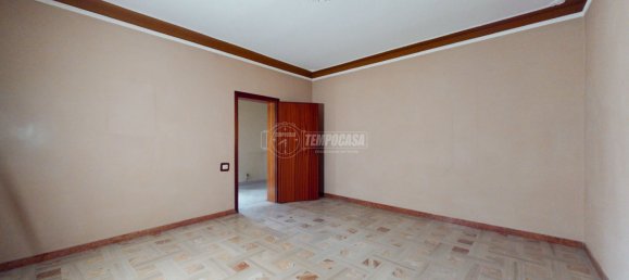 4 bedrooms Villa in Baiso, Italy No. 64196 19
